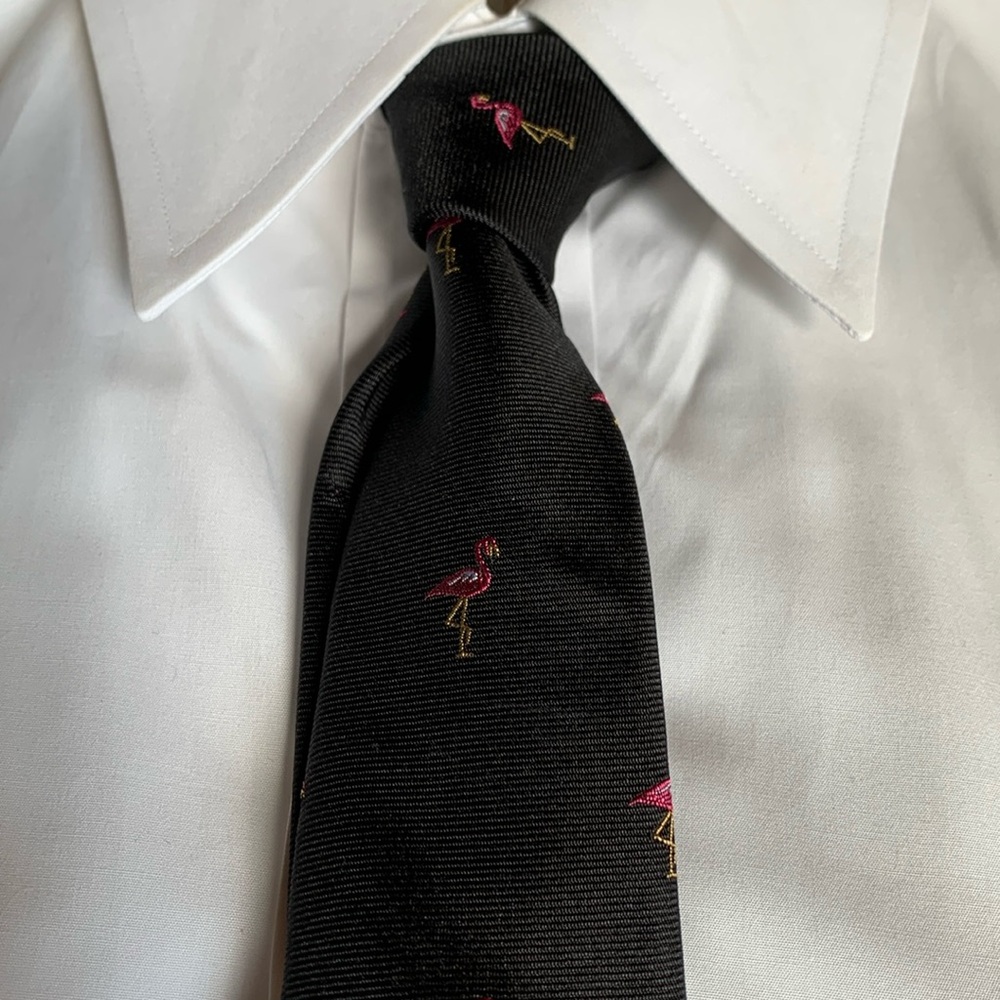 Le 31 Simons - black with pink flamingo narrow silk tie.